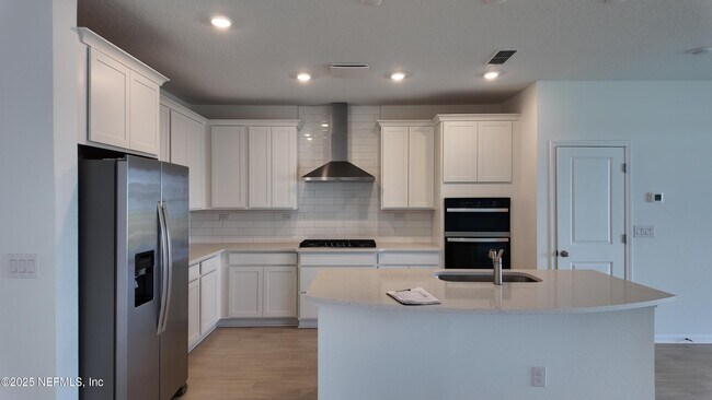 Building Photo - 257 Silver Myrtle Ct