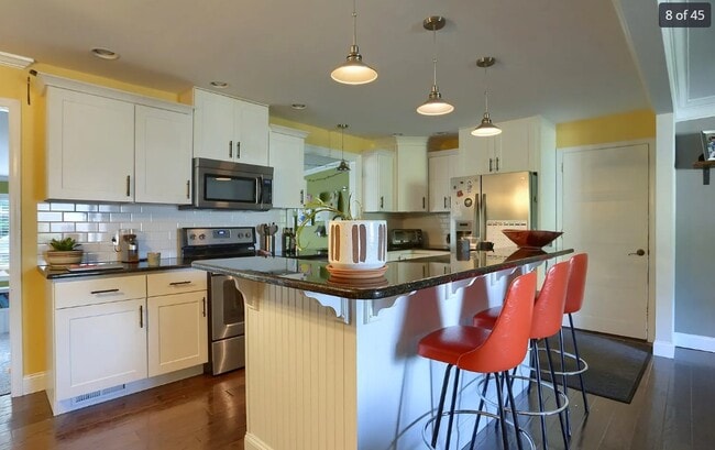 Building Photo - 429 S President Ave