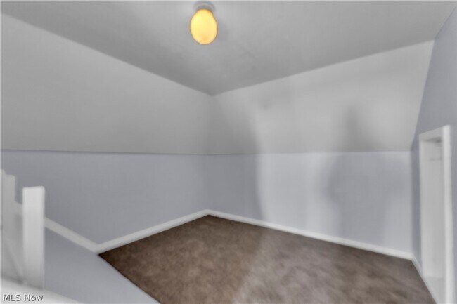 Building Photo - 1026 W Fourth St