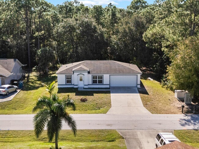 Building Photo - 1774 Glenridge St NW