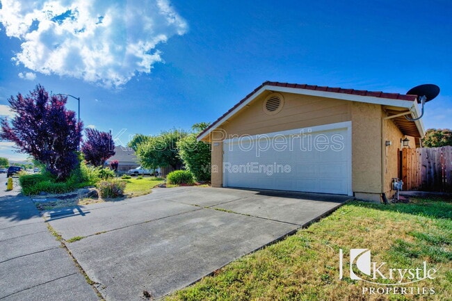 Building Photo - 229 Folland Dr