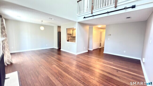 Building Photo - 102 Cambric Pl
