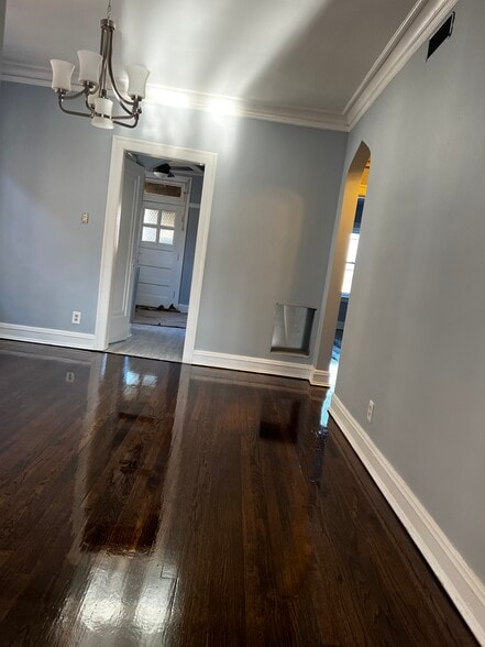 Building Photo - 7431 S Chappel Ave