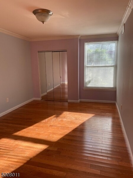 Building Photo - 448 River Rd