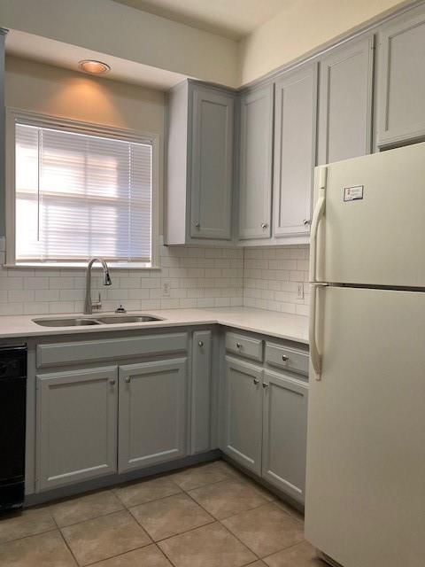 Building Photo - 2100 San Gabriel St