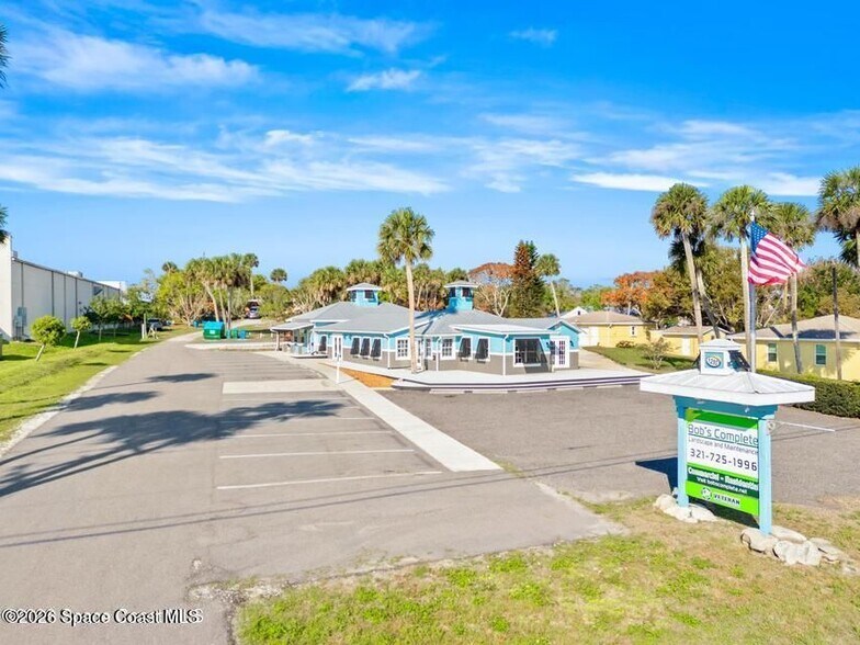 Building Photo - 1280 US-1