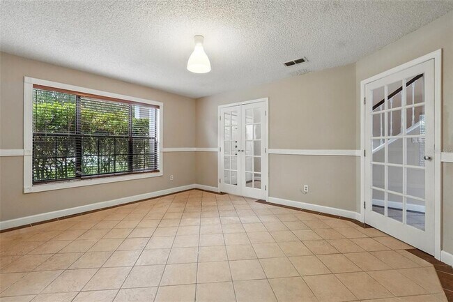 Building Photo - 7925 Tumblestone Dr