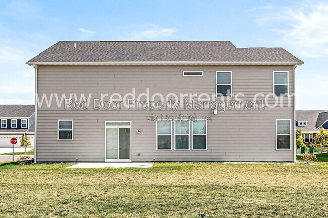 Building Photo - 15648 W Rail Dr