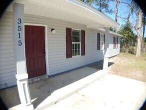 Building Photo - 3515STUD