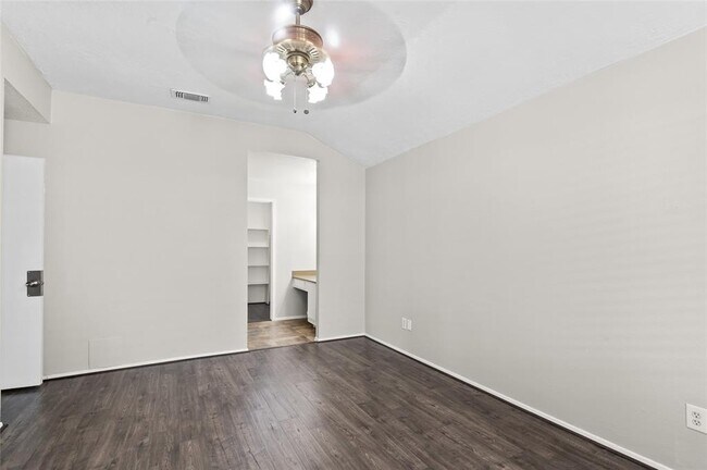 Building Photo - 10615 Autumn Meadow Ln