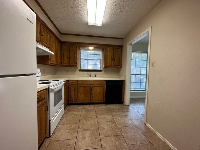 Building Photo - BRO314-316