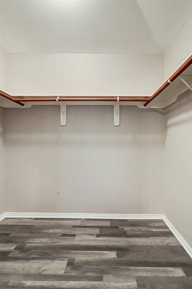 Building Photo - 4762 Wind Trace Dr