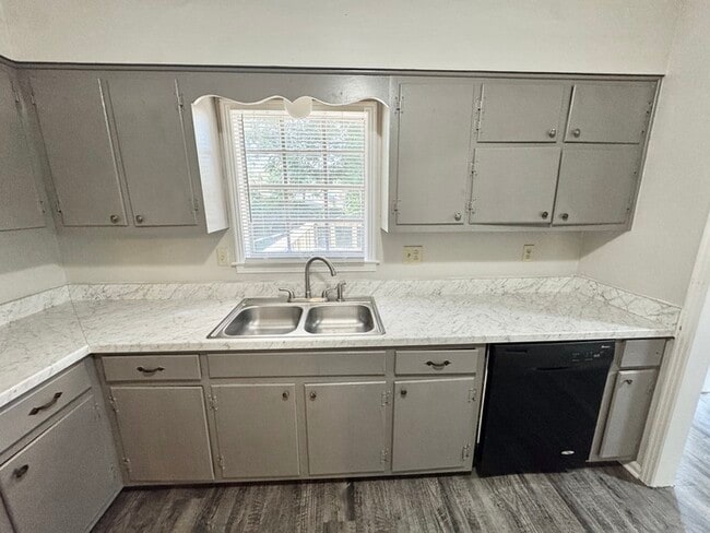 Building Photo - 4347 Fortner Ave