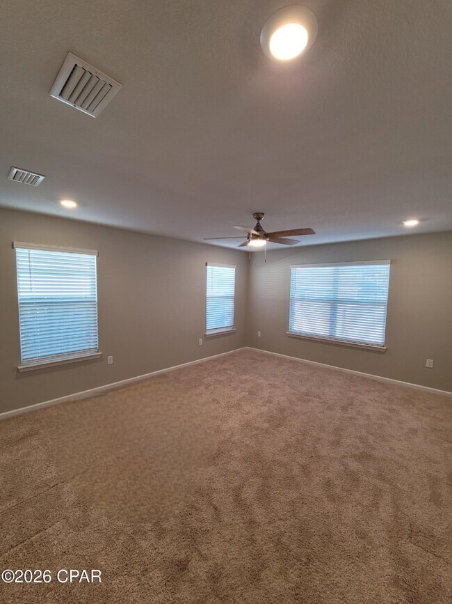 Building Photo - 5569 Mars Hl Ln