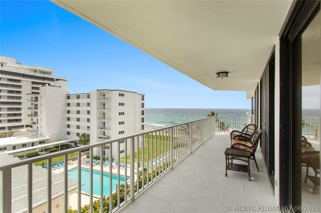 Building Photo - 2917 S Ocean Blvd