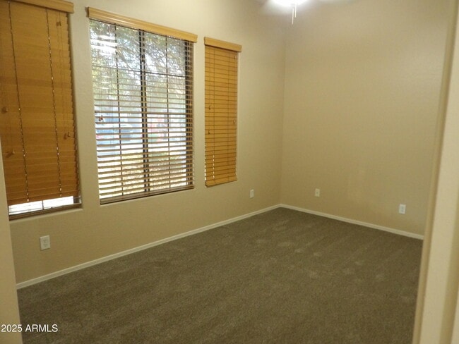 Building Photo - 17976 W Paseo Way