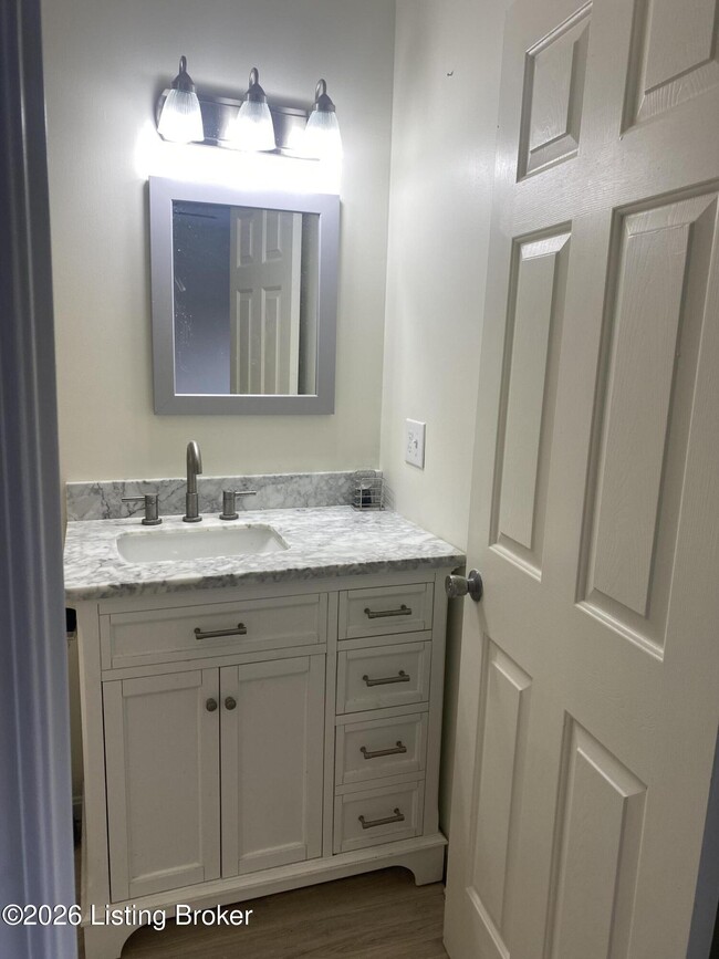 Building Photo - 12982 E Orell Rd