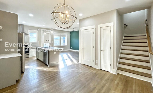 Building Photo - 220 Croleywood Ln