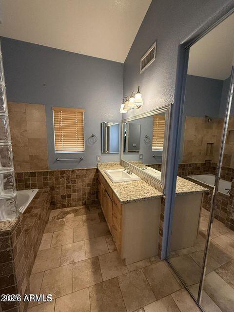 Building Photo - 3518 W Charlotte Dr