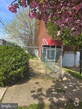 Building Photo - 4729 Melon St