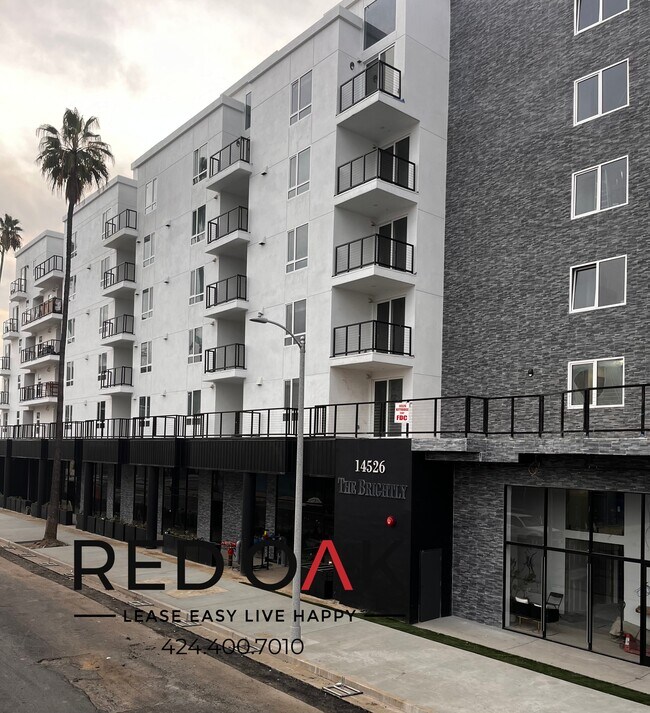 Building Photo - 14526 Kittridge St