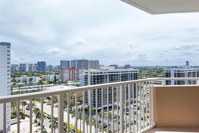 Building Photo - 1980 S Ocean Dr