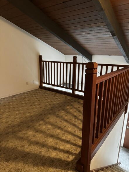 Loft Style Bedroom - 3246 NE 85th St