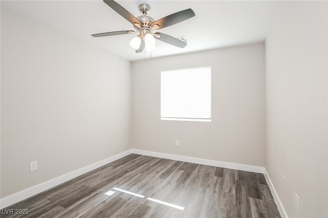 Building Photo - 2936 Sunday Silence Rd