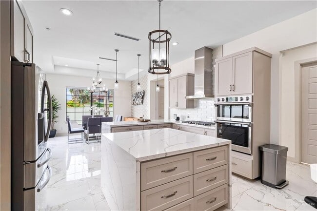 Building Photo - 24 Cornell Ave