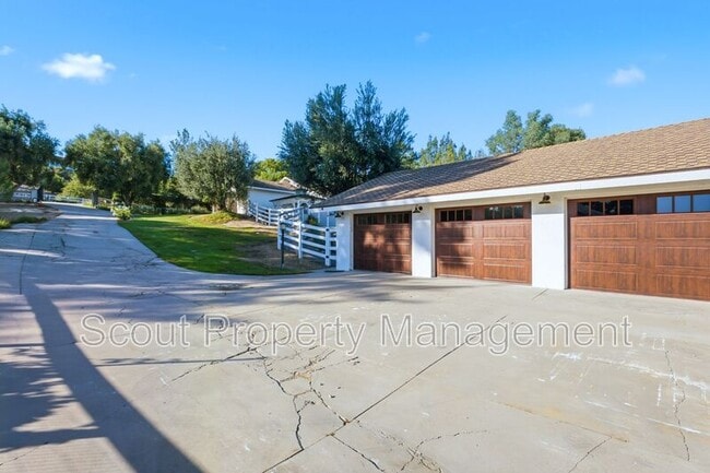 Building Photo - 30605 De Portola Rd