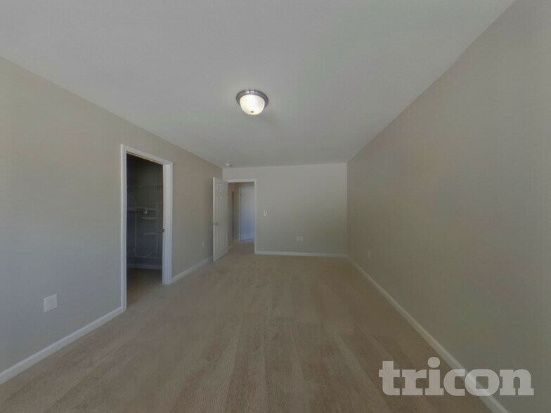 Building Photo - 5003 Mallison Way