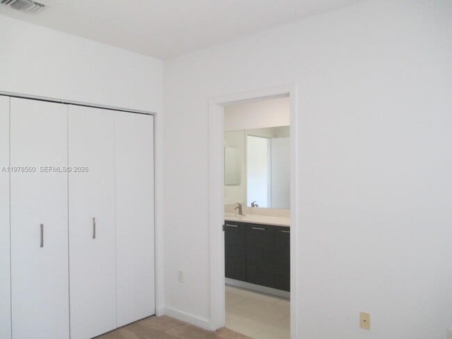 Building Photo - 3417 NW 13th St