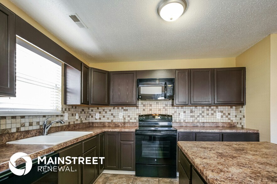 Building Photo - 7208 Cordova Dr