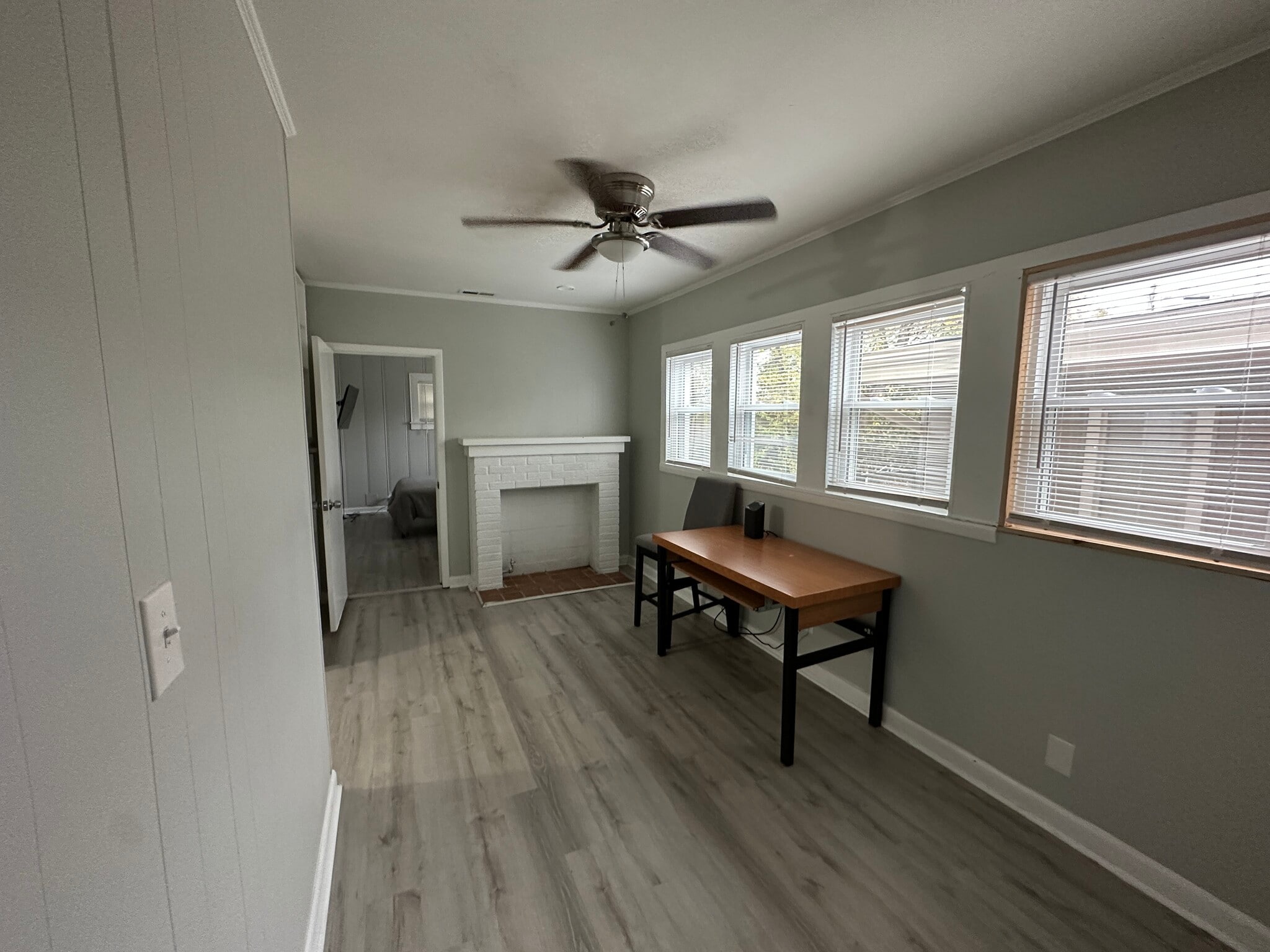 Building Photo - 505 Ward Ave NE