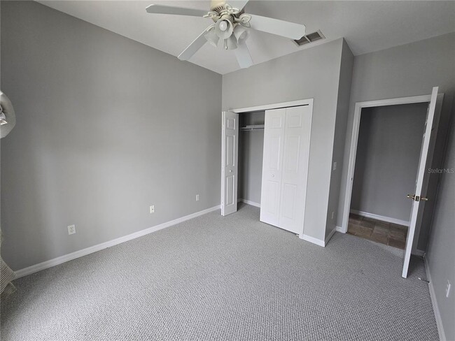 Building Photo - 7423 Southwind Dr