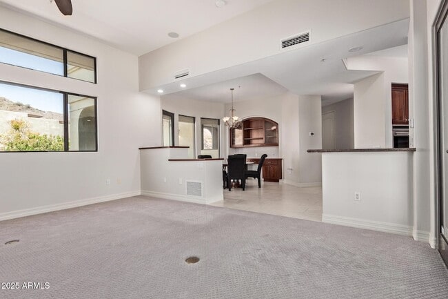 Building Photo - 8614 N 17th Pl