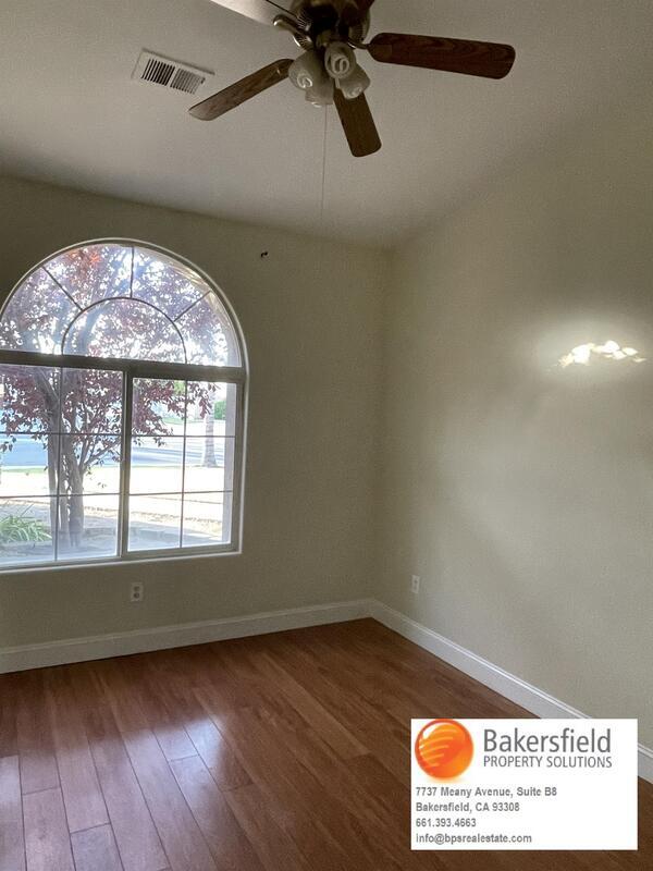 Building Photo - 8723 Lighthouse Dr
