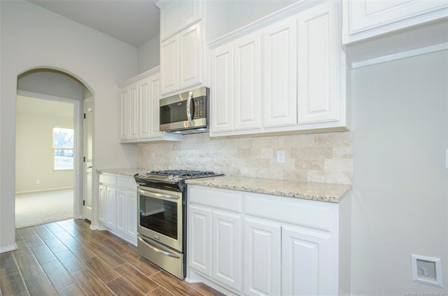 Building Photo - 4 bedroom home in Brighton Village