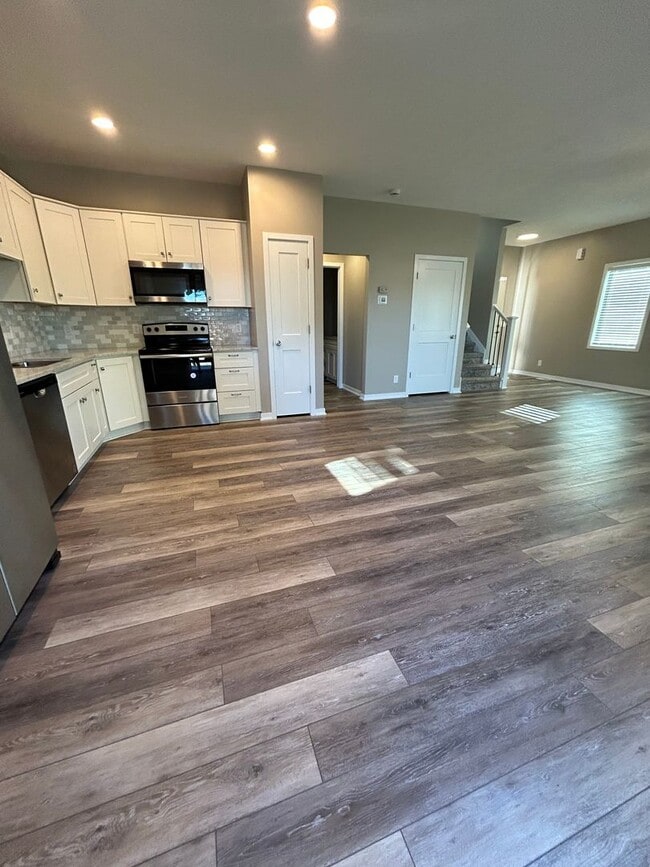 Building Photo - Papillion 3 Bedroom Townhome!