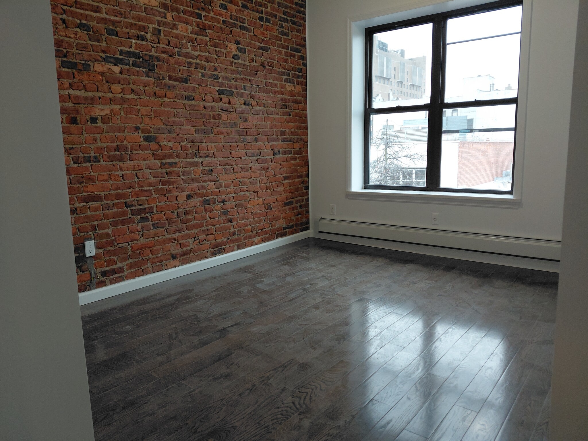 Building Photo - 9611 Church Ave