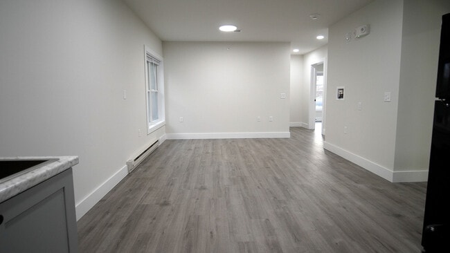 Building Photo - 15 Hungerford Terrace