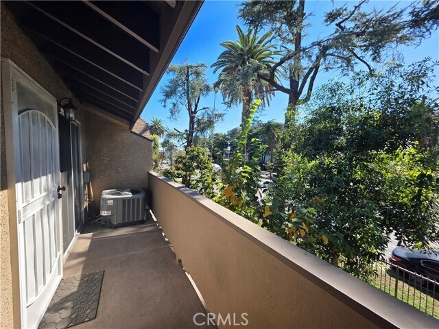 Building Photo - 14839 Sherman Way