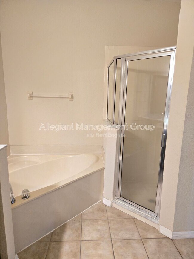 Building Photo - 6101 Lake Marion Golf Resort