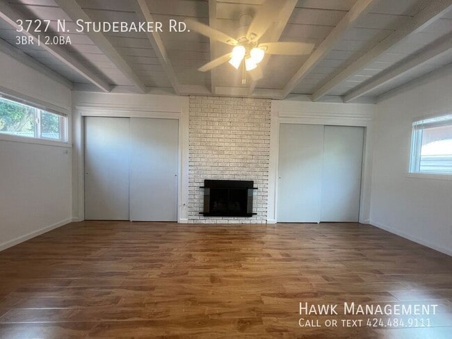 Building Photo - 3727 N Studebaker Rd
