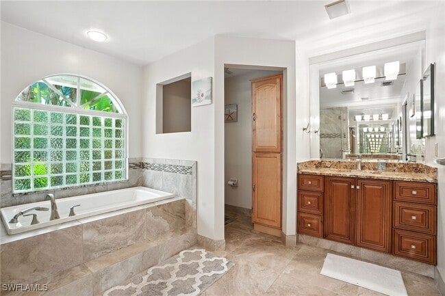 Building Photo - 5891 Golden Oaks Ln
