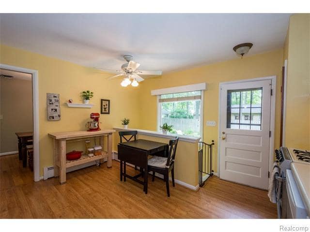 Building Photo - 1811 Alhambra Dr