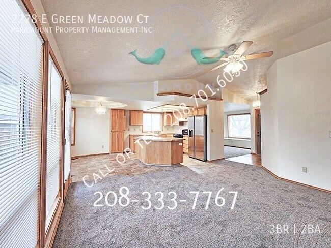 Building Photo - Waiting to welcome you home 3 bedroom Meri...