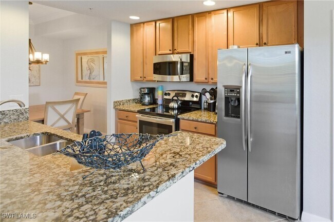 Building Photo - 9844 Venezia Cir