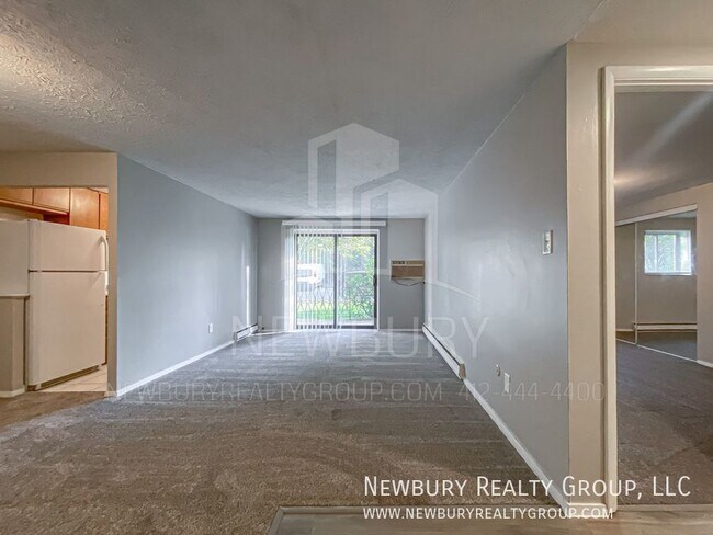 Building Photo - 1459 Poplar St