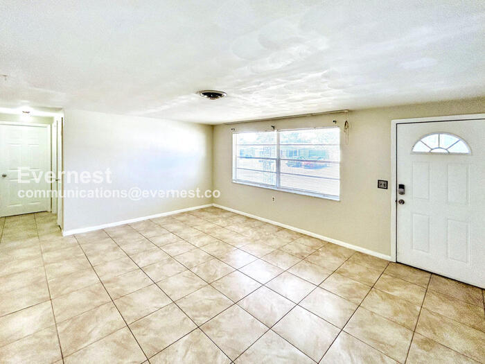 Building Photo - 3438 Monticello St